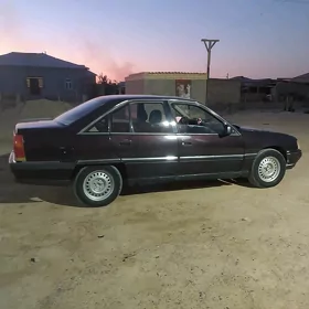 Opel Omega 1990