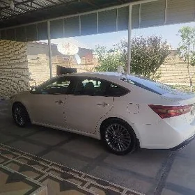 Toyota Avalon 2016