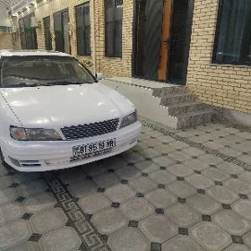 Infiniti I30 1999