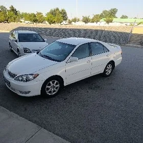 Toyota Camry 2004