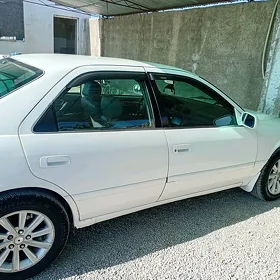 Toyota Camry 2001