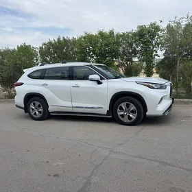 Toyota Highlander 2020