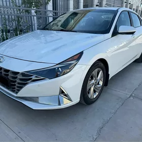 Hyundai Elantra 2021