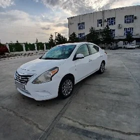 Nissan Versa 2017