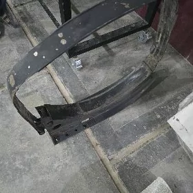 Volvo D bak kranšteÿin