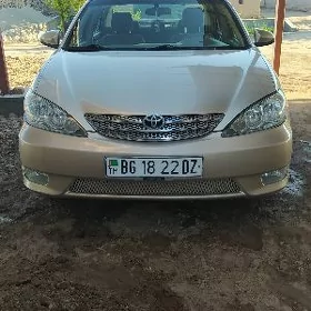 Toyota Camry 2025