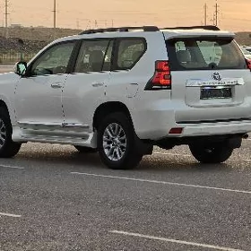 Toyota Land Cruiser Prado 2019