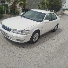 Toyota Camry 1999
