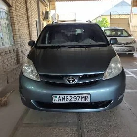 Toyota Sienna 2005