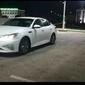 Kia Optima 2019