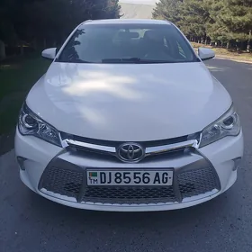 Toyota Camry 2016