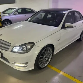 Mercedes-Benz C350 2009