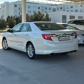 Toyota Camry 2014