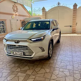 Toyota Grand Highlander 2025