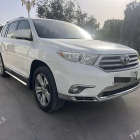 Toyota Highlander 2013