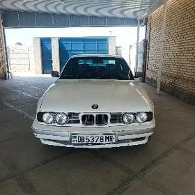 BMW 525 1990