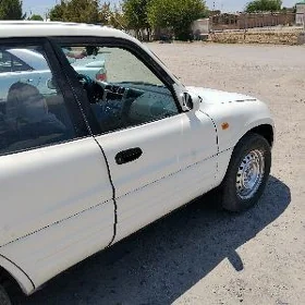 Toyota RAV4 1996