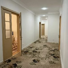 Satlyk jaýlar