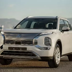 Mitsubishi Outlander 2026