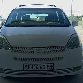 Toyota Sienna 2004