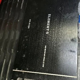Usilitel 250 v