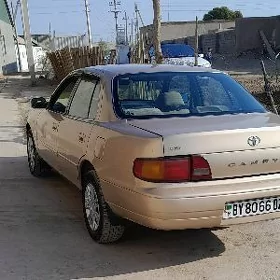 Toyota Camry 1996