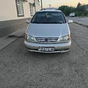 Toyota Sienna 2002