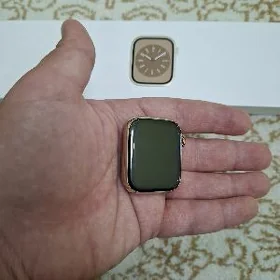 apple wach series 8 45MM SS