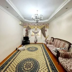 Мир1,  4/3эт.4-ком.кв88м²