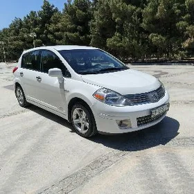 Nissan Versa 2010