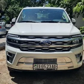 Ford Expedition 2022