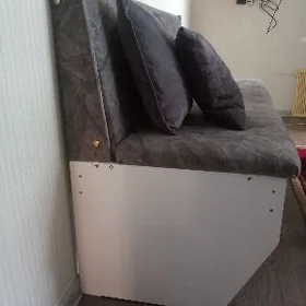 диван