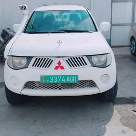 Mitsubishi L200 2008