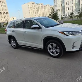 Toyota Highlander 2016