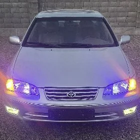 Toyota Camry 1999