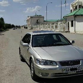 Toyota Camry 2001