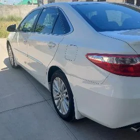 Toyota Camry 2016