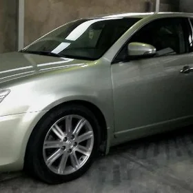 Toyota Avalon 2005