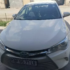 Toyota Camry 2017