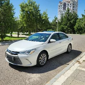 Toyota Camry 2017