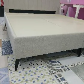 spalny krowat
