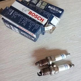 Свечи Bosh,шесть штук