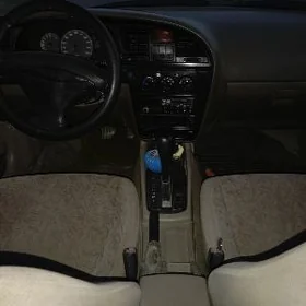Daewoo Nubira 1999