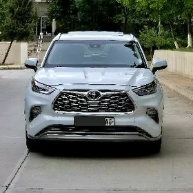 Toyota Highlander 2022