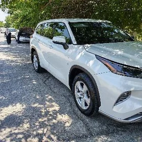 Toyota Highlander 2022
