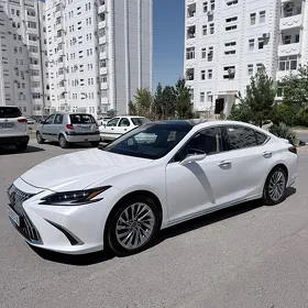 Lexus ES 350 2024