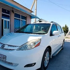 Toyota Sienna 2009