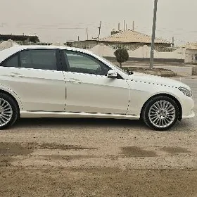 Mercedes-Benz 300E 2014