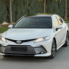 Toyota Camry 2023