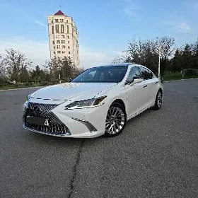 Lexus ES 350 2021